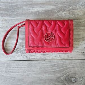 Vera Bradley Flap Small Red Quilted Wristlet Wallet With Logo & Magnetic Closure